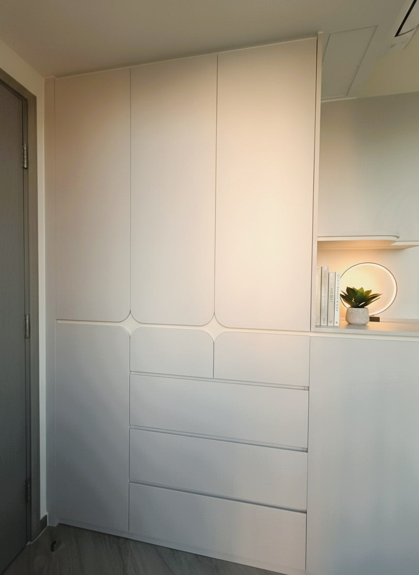 Hydraulic bed storage unit with corner wardrobe (Made-to-order only)